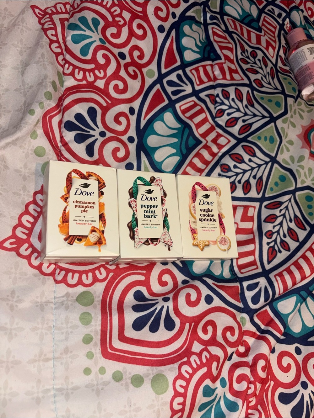 Dove Holiday Soap Bundle